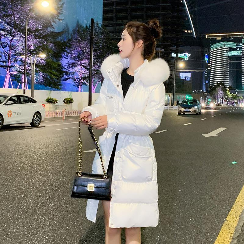 白鸭绒2024新款免洗亮面可擦羽绒服女中长款百搭收腰显瘦保暖外套