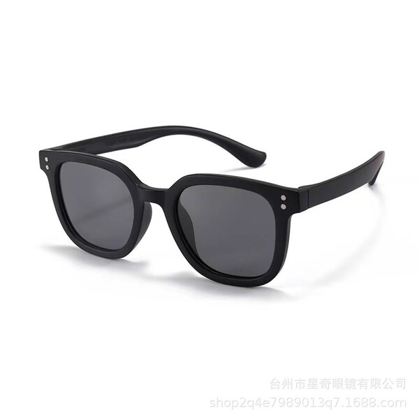 Children's sunglasses for boys