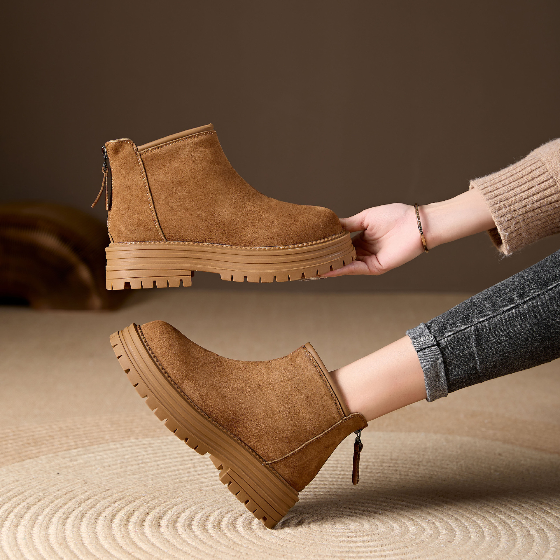 Women's Retro Suede Boots With Warm Fleece Lining And Thick Sole_voghion.com