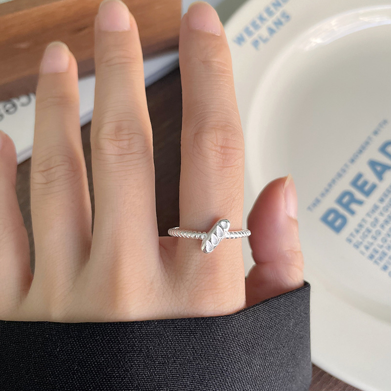 562 baguette (on 7th)