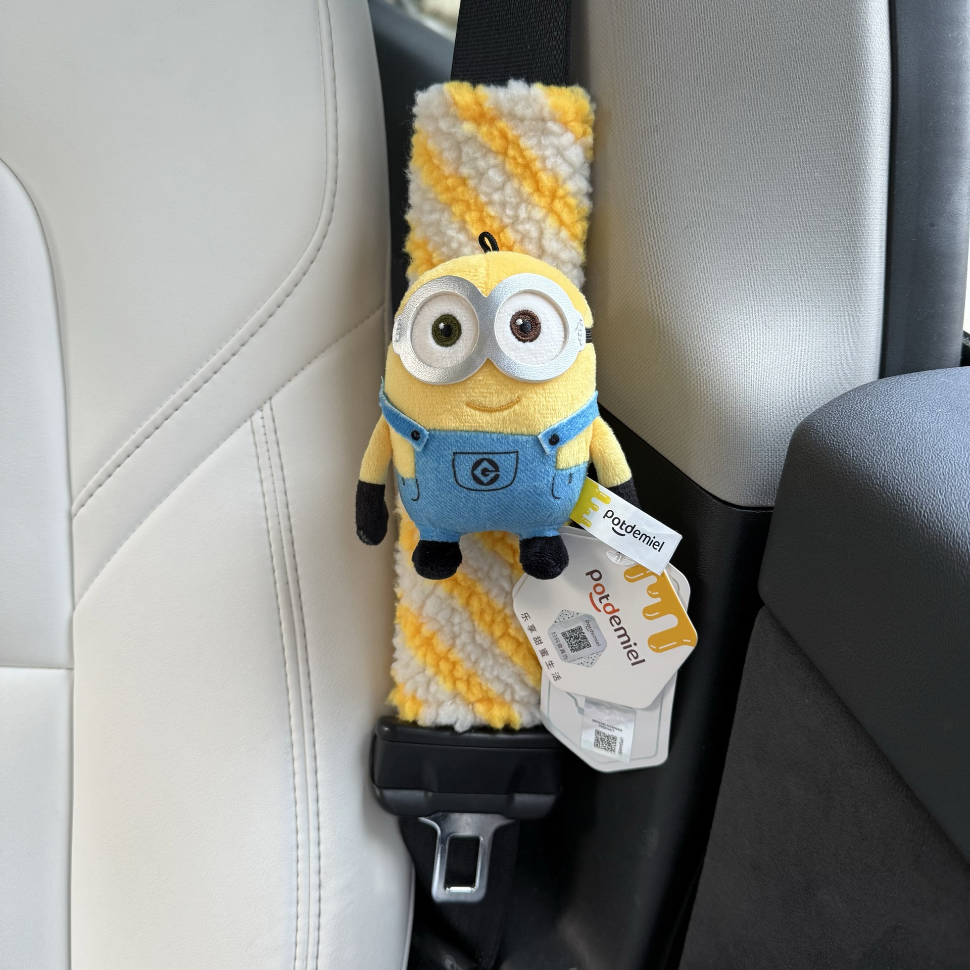 Authentic Minion Tim Bear Car Seat Belt Shoulder Cover Cute Car Decoration Car Couple Decoration