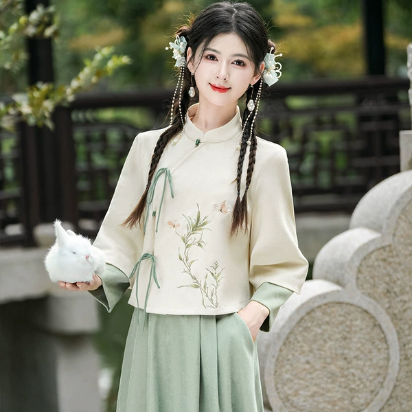 2420 Qingya Apricot Top