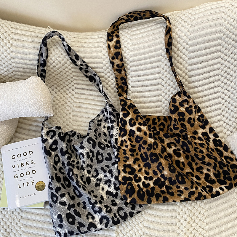 Korean Canvas Leopard Print Floral Song Hye-kyo Bai Baihe Zhang Ruonan Same Style Prosperous Shoulder Cloth Bag_voghion.com