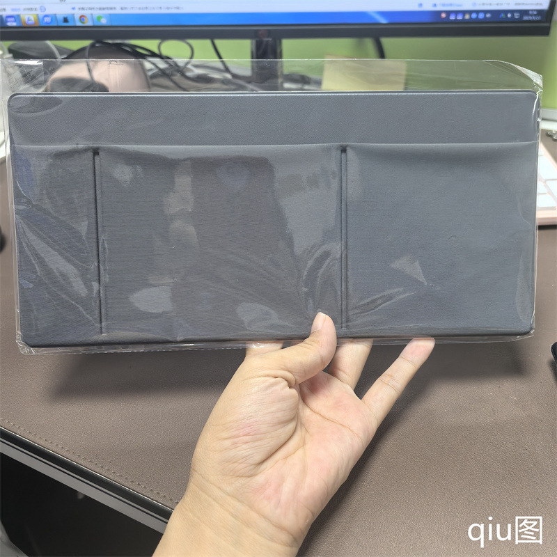 現品のノートの自己貼付式のマウスはデータ線のハードディスクの収納袋のレカブの3mゴムの収納袋を包みます。|undefined