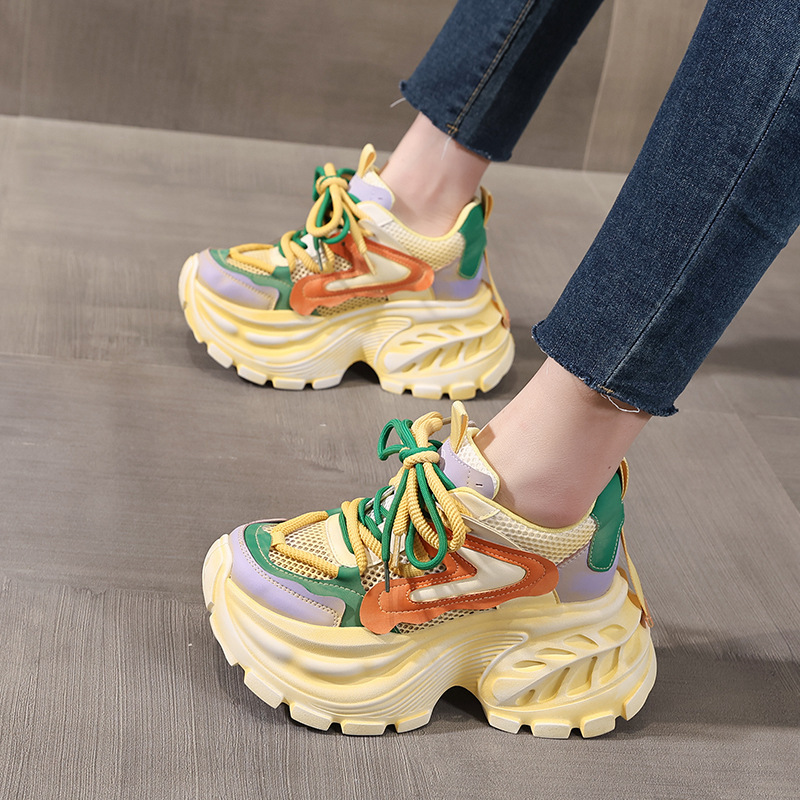 Giày sneaker nữ đế dày lưới thoáng khí phong cách daddy giày tăng chiều cao — màu hồng