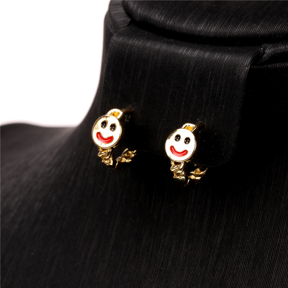 Nihaojewelry Fashion Gold-plated Smiling Face Dripping Oil Earrings Wholesale Jewelry display picture 13