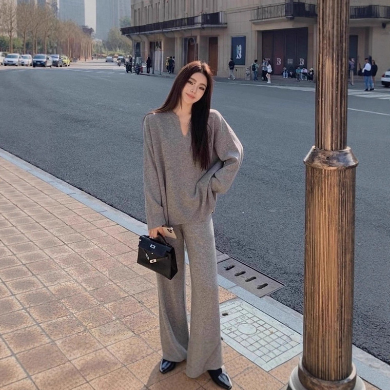 Lazy Style Korean Style Knitted Suit for Women in Autumn and Winter, High-End Fashionable Sweater and Wide-Leg Pants Two-Piece Set