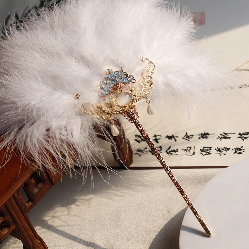 Ventilador de plumas de corona de flores calientes de estilo antiguo se puede usar como pinzas de pelo para tomar fotos accesorios para la cabeza vestidos antiguos super inmortales nuevos accesorios chinos