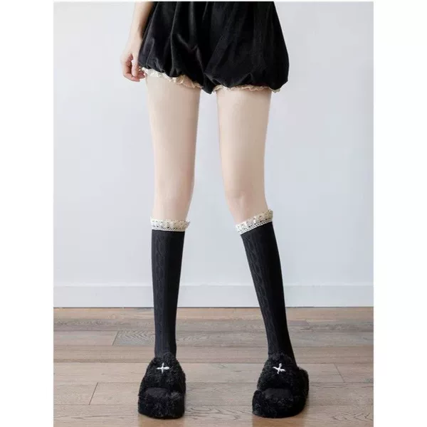 Lace twisted calf socks black 53cm