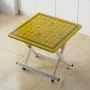 中国折叠家用便携式餐桌