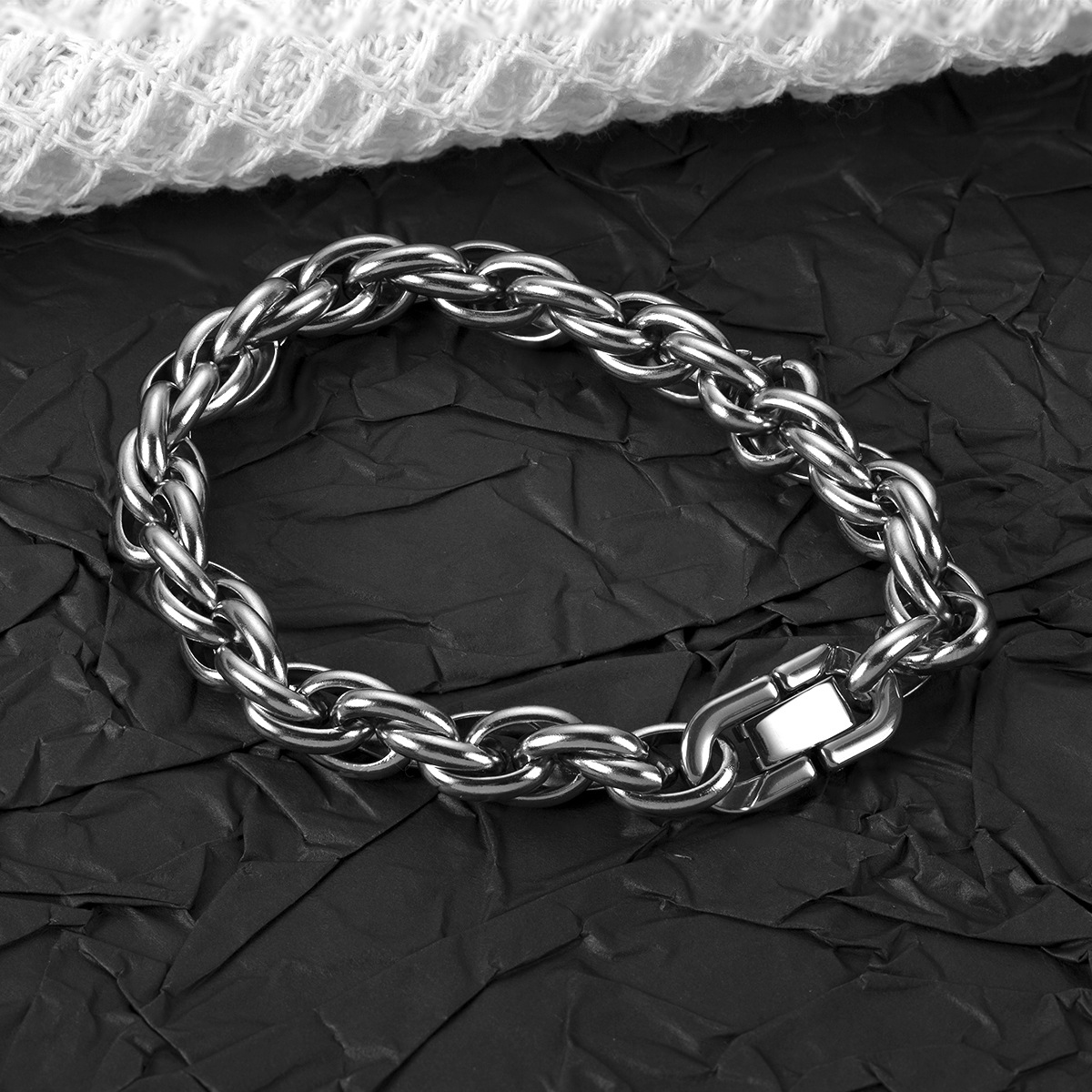 Cross-border Woven Titanium Steel Bracelet Retro Cold Style Men's Handmade Chain Bracelet Stainless Steel Twist Rough Chain
