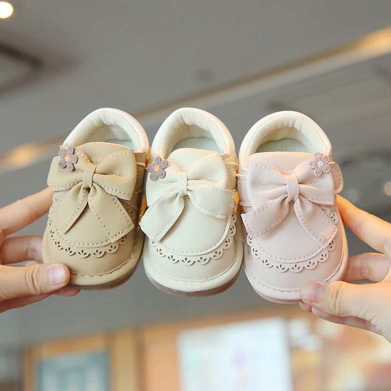 Spring and Autumn Baby Toddler Shoes, Infant and Toddler Shoes, Breathable Soft Sole, Non-Slip Girls' Screaming Shoes, Princess Leather Shoes