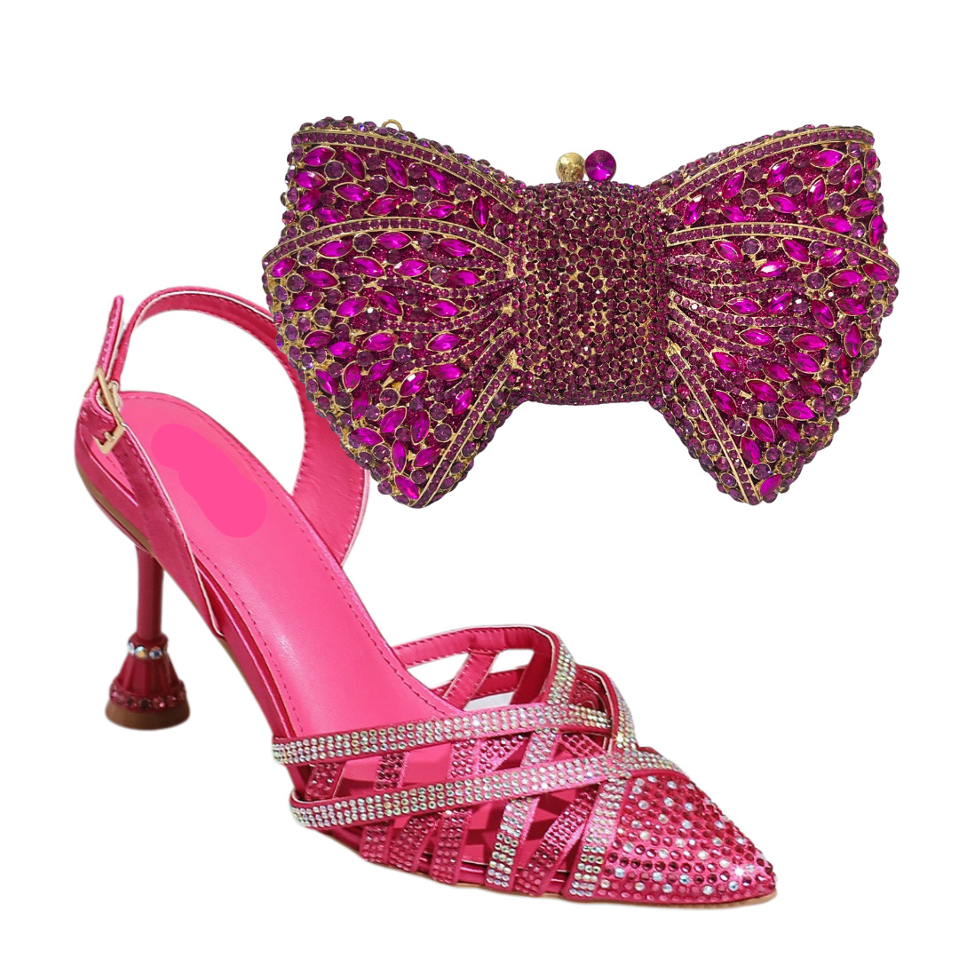 Selección estricta de zapatos de diseño italiano, nuevas sandalias de tacón alto, banquete de boda, zapatos de mujer de diamante de punta