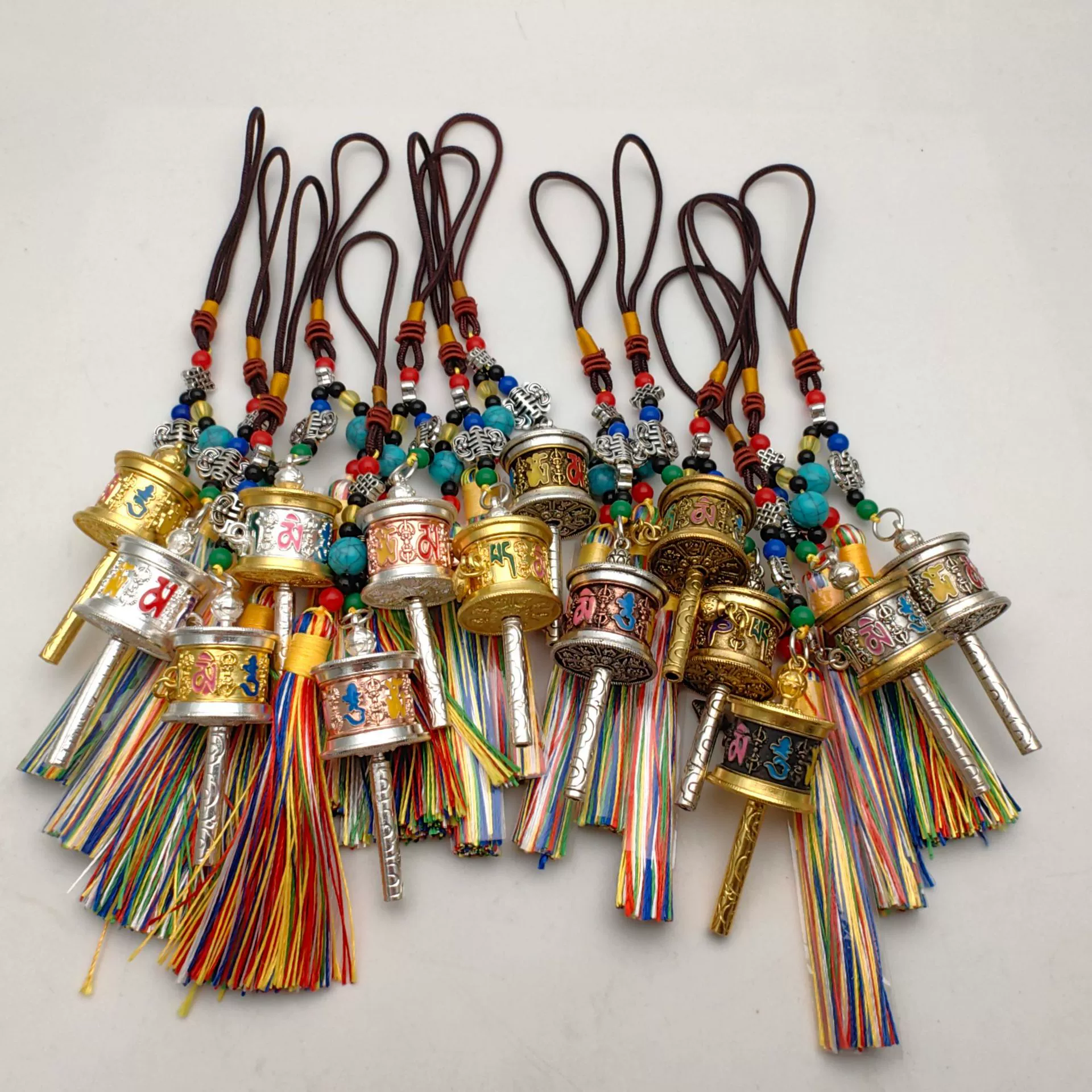 Accessory, pendant with tassels, keychain