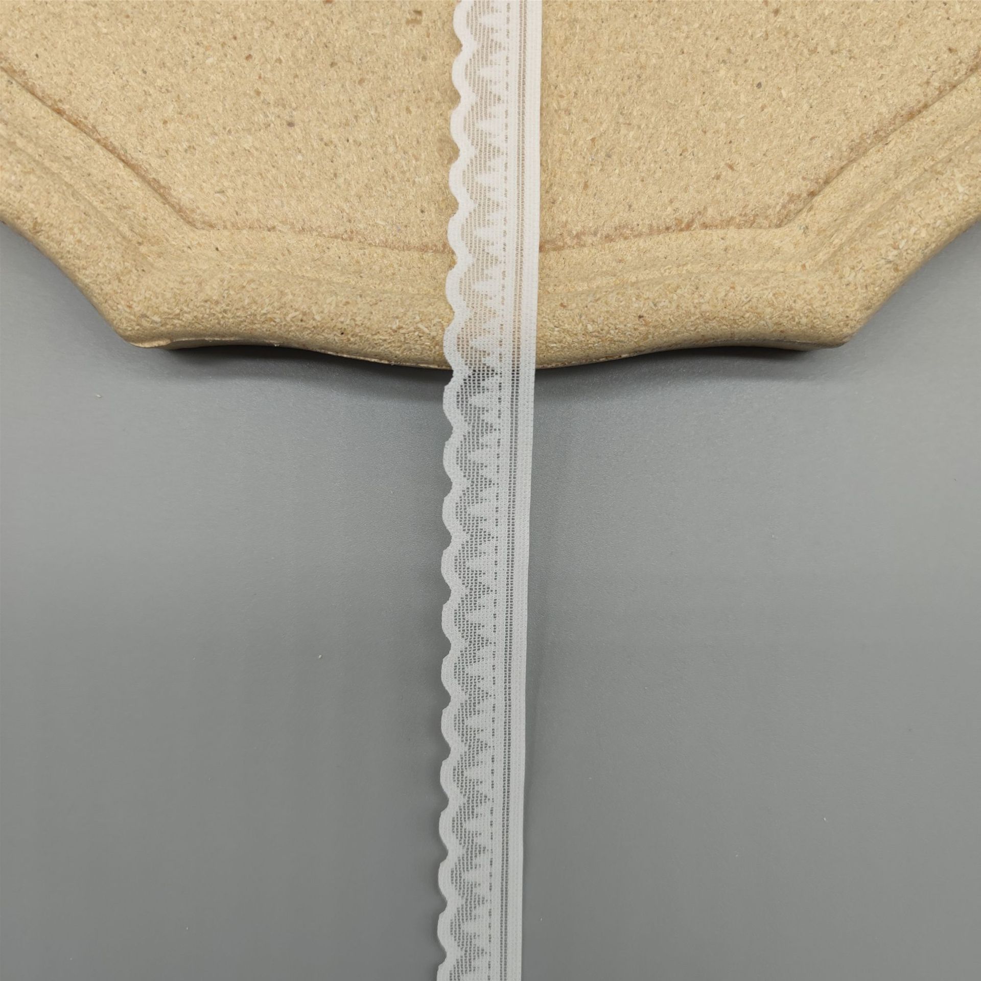 28针锦氨蕾丝弹力花边 1.5cm弹力花边 内衣裙摆手套箱包配饰辅料