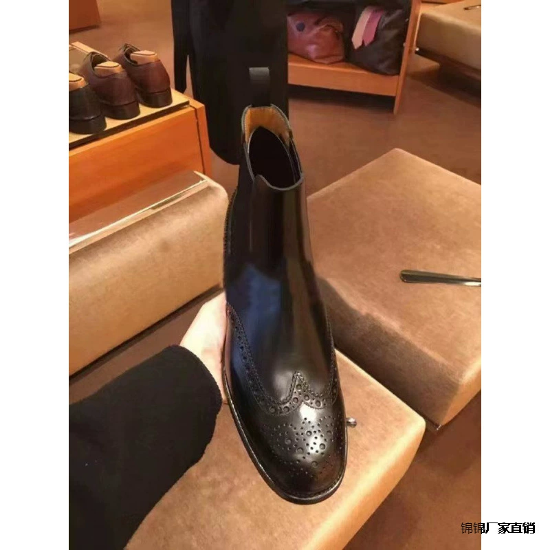 2025 осень и зима новые сапоги Martin Chel Western голова цветок женские короткие сапоги с эластичкой плоский сапоги голый парчи