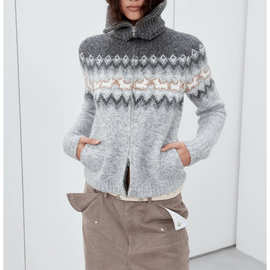 「绒心漫语」渐变小狗费尔岛开衫羊毛混纺马海毛衣