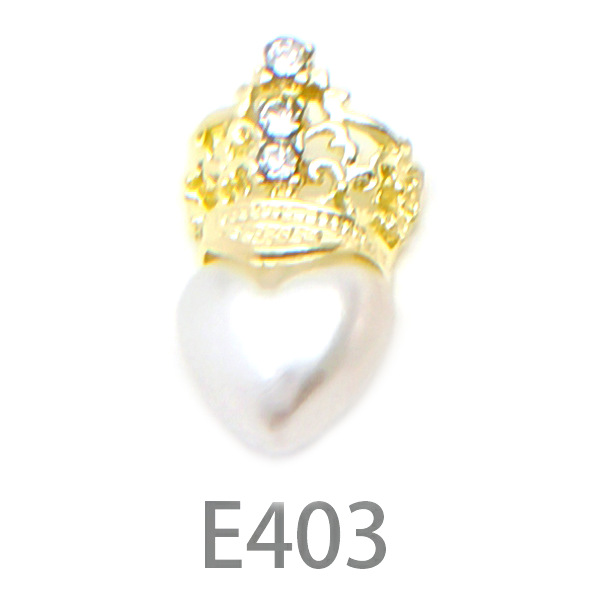 Nuevo transfronterizo europeo y americano estilo corona uñas joyería mezclado lote exquisito en forma de corazón rhinestone Cruz uñas rhinestone venta al por mayor