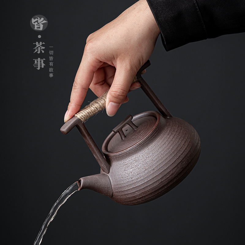 Chinese-Style Teapot with Handle for Home Use, Large Single Teapot with Filter, Tea Brewing Pot, Ceramic Pot, Coarse Pottery Kung Fu Teapot, Single Pot