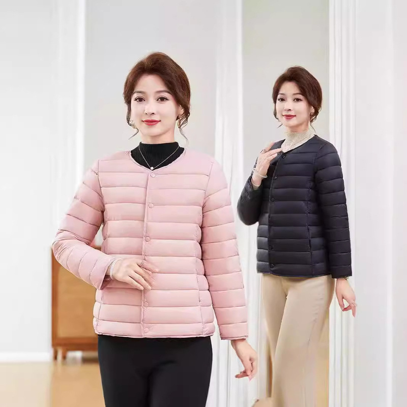 2025 New Ultra-Light Thickeneded down Cotton Outwear Women's Mother's Cotton Outwear Winter Short Middle-Aged and Elderly Cotton Jacket