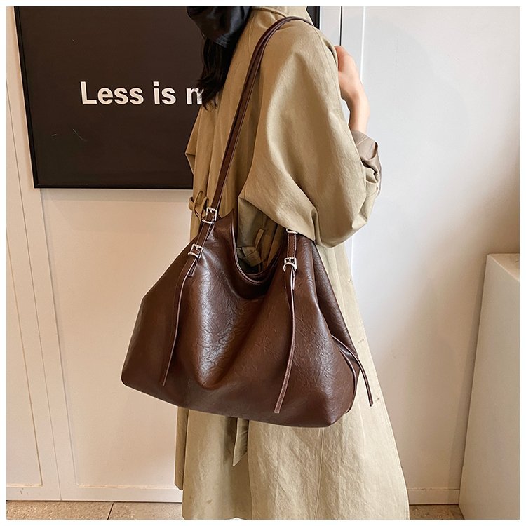 Fashionable Large Capacity Single Shoulder Crossbody Tote Bag_voghion.com