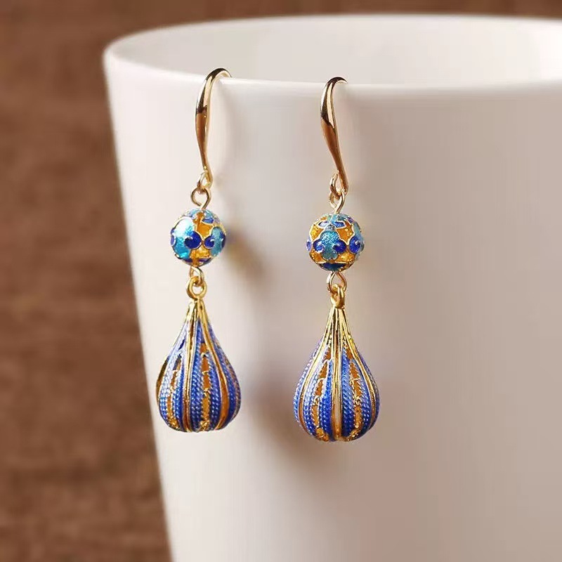 Elegant ethnic earrings drop-shaped