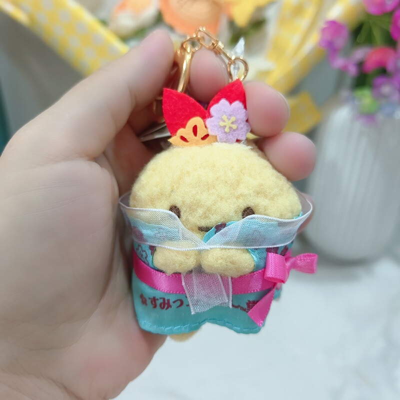 日本のコーナービーイングテンプル限定版フライドシュリンプイエローキャットぬいぐるみペンダントキーホルダーガールハートギフトバッグペンダント|undefined