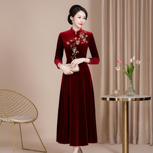 Rhyme Embroidered Autumn Dress New Improved Vintage Velvet Cheongsam Wedding Toast Mother Dress Fashion Large Swing Dress Long Women