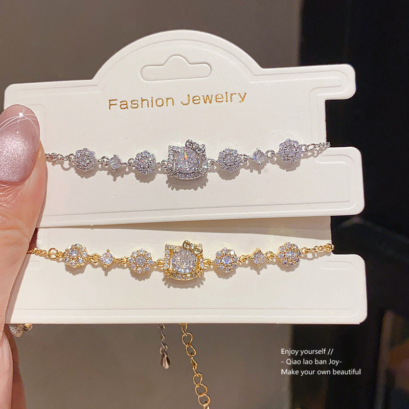 18K Real Gold Electroplated Zircon Kt Cat Bracelet Accessible Luxury High-End Bracelet Retro Fashion Elegant Versatile Bracelet for Women