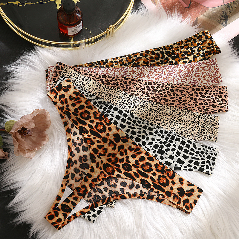 Cross-border sexy leopard print thong Ice Silk seamless breathable underwear women's hot charming T pants soft and comfortable G string pants