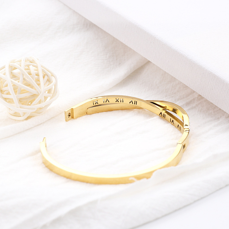 交叉钛钢罗马手镯