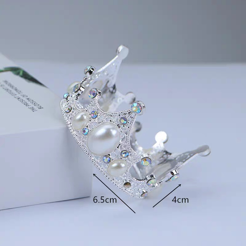 Ventas calientes de corona de cumpleaños de la reina torta decoración horneado adornos de perlas redondas flores de novia corona al por mayor