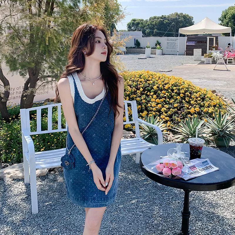 Летнее платье-жилет из денима в стиле Mori для женщин, утягивающее талию, новинка 2025 года, нишевый стиль