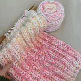 渐变彩色豆豆围巾手工diy手混线编织围巾毛线双元宝材料包代发批