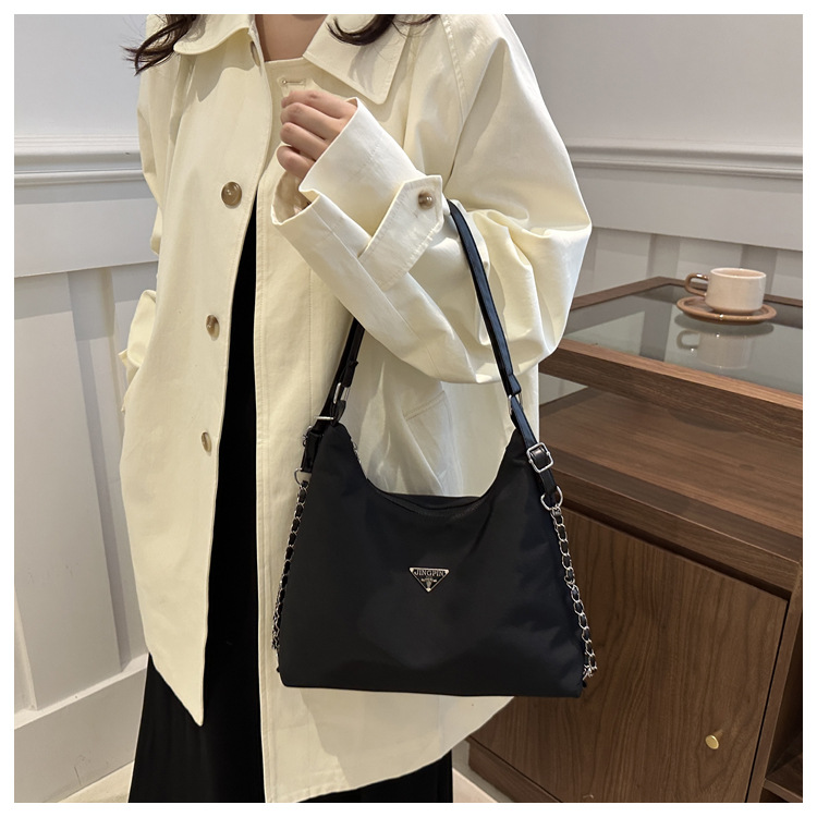 Cross-border high-end, large-capacity nylon bag for women, 2024 new trendy backpack, single-shoulder tote bag, commuter bag undefined