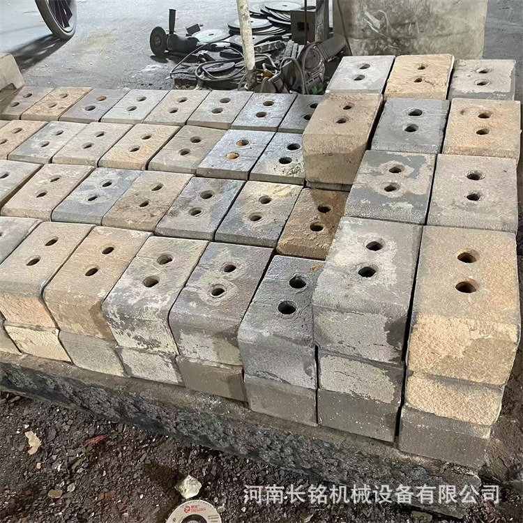 破石机打石机高韧性锤头衬板 耐磨边护板 牙板 抗磨性制砂机配件