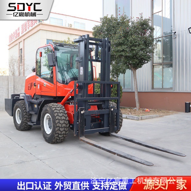 跨境越野柴油叉车液压升降货物搬运5吨6吨建筑工地用越野叉车
