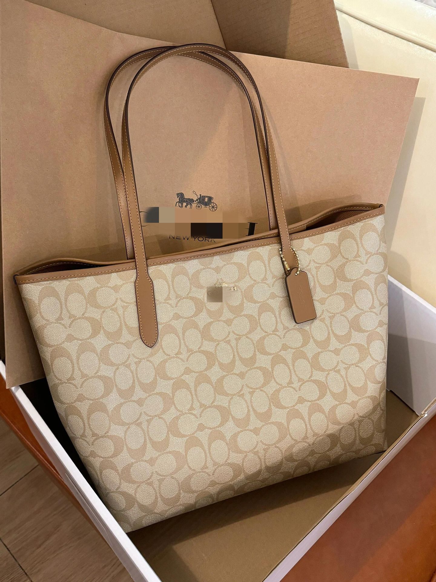 Milk tea color + gift box