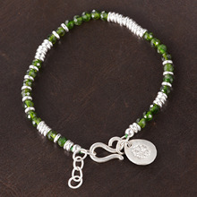 手作原创西伯利亚祖母绿设计手工捶打菊花牌纯银盘缠叠戴小众手链