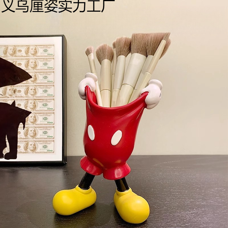 卧室梳妆台毛笔眉笔收纳筒化妆刷置物架学生桌面创意笔筒摆件