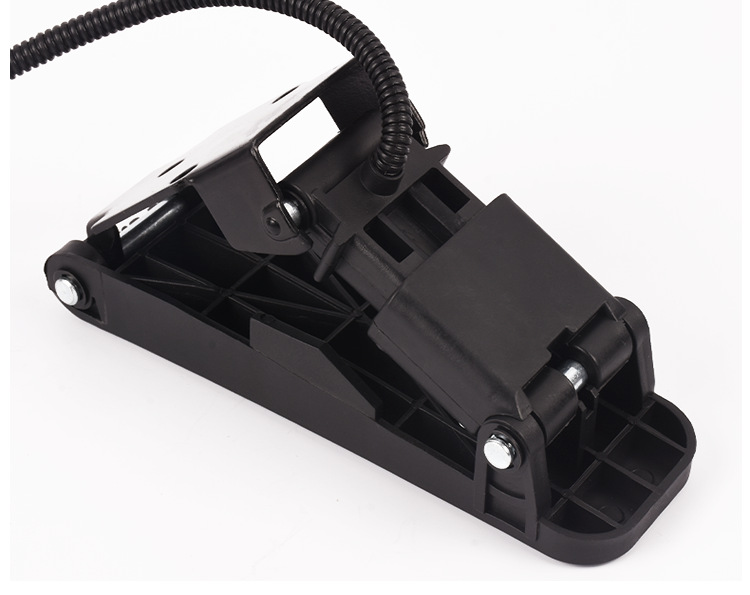 Tourist electric vehicle accelerator pedal, three-wheeler and four-wheeler modified carpet-type universal electronic control pedal accessories