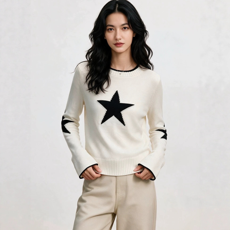 White round-neck niche design knit sweater for women, 2026 autumn and winter new style, loose, slimming, casual, versatile knitwear