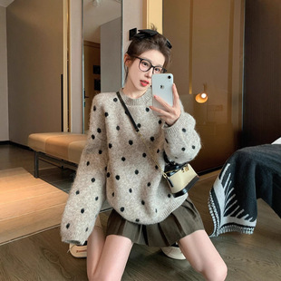 ����ɫ���c���^ë��Ů�¿��ﶬ�Ӻ������e㼑��L�ȴ�ᘿ���