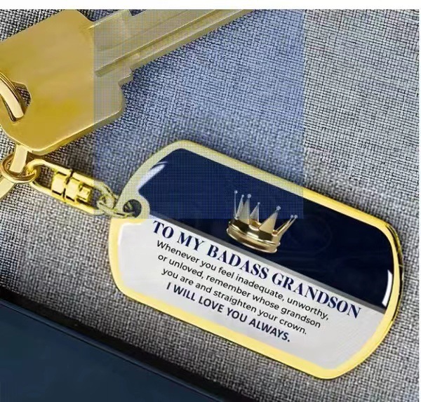 Spot venta caliente transfronteriza marca militar creativa llavero epoxi de acero inoxidable regalo conmemorativo para hijo, hija, nieta