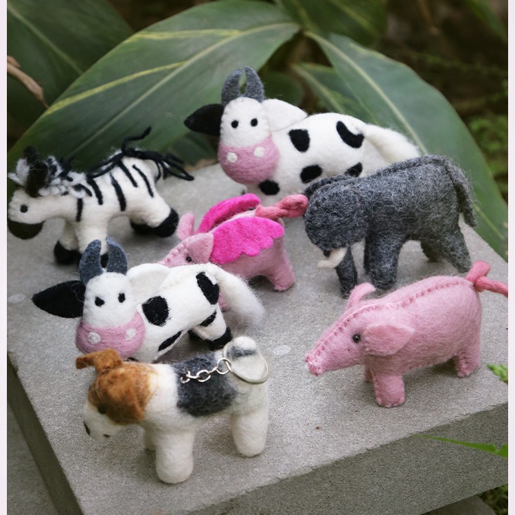 创意可爱羊毛毡动物玩偶桌面摆件钥匙扣拍照摄影小道具家居陈列