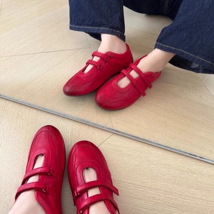 ţƤ��~������ŮЬ2025�����¿�ƽ��С�tЬ�͹żtɫͨ��СƤЬŮ