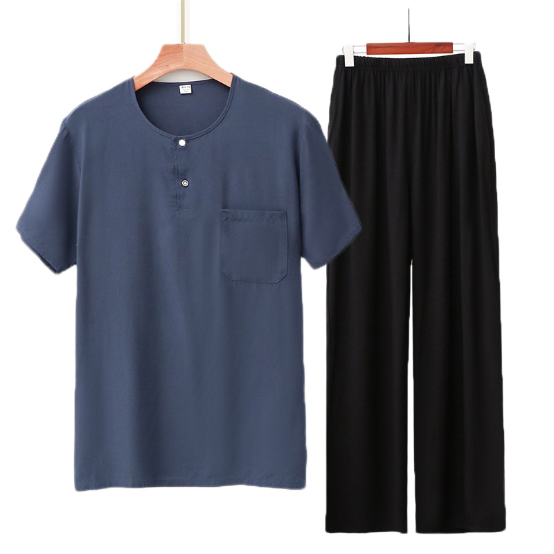 회색 파란색 풀오버 + 검은 색 바지