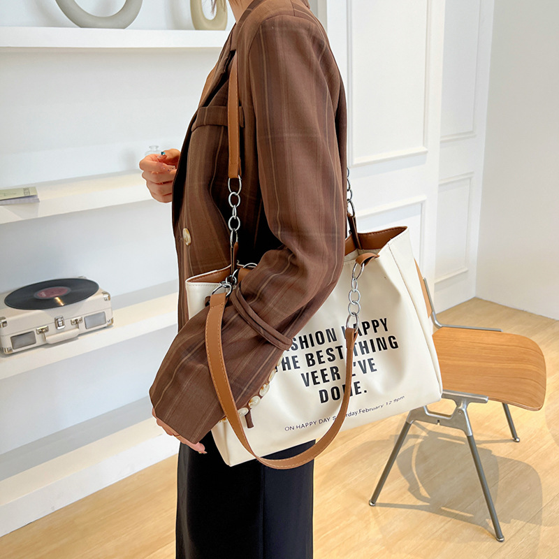 Women's Medium Summer Spring Pu Leather Letter Fashion Square Zipper Tote Bag display picture 3