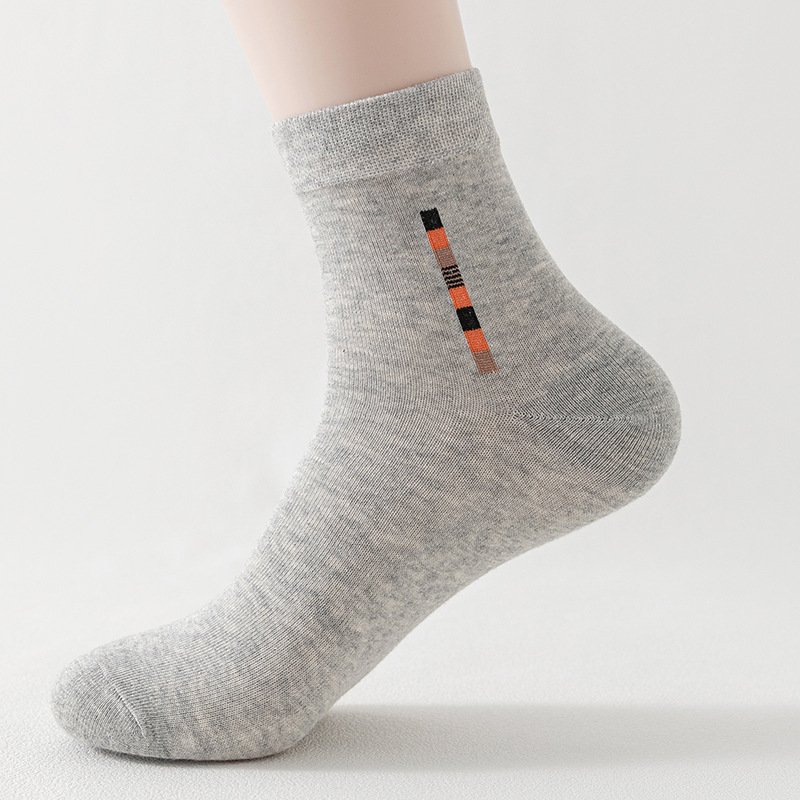 светло-серый