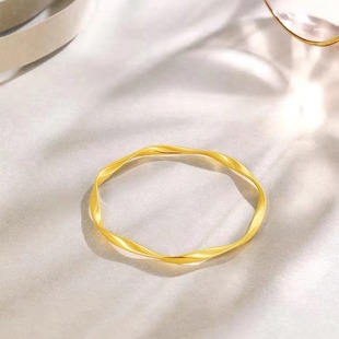 18K Gold Möbius Ring Bracelet Au750 Color Gold Asymmetrical Corrugated Gold Bracelet Accessible Luxury Gold Bracelet